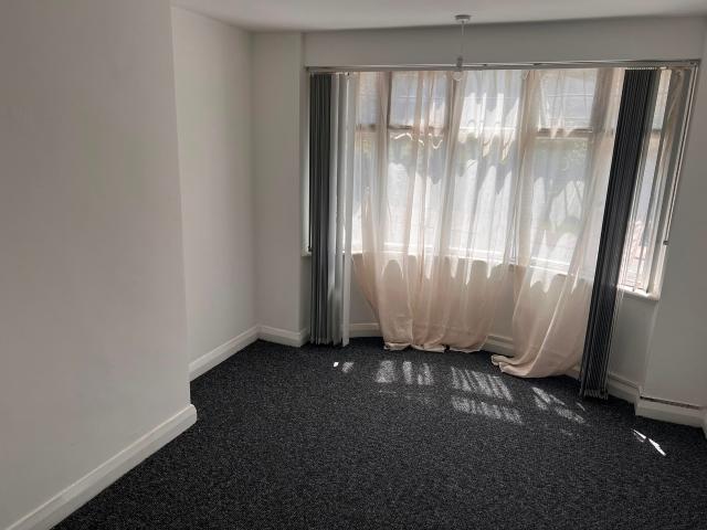 6 Bed – Semi Detached House – London Road, Leicester, LE2 1ND. £1550 PCM