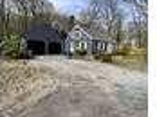 6 Bedroom 2 Bath In Hamden CT 06518