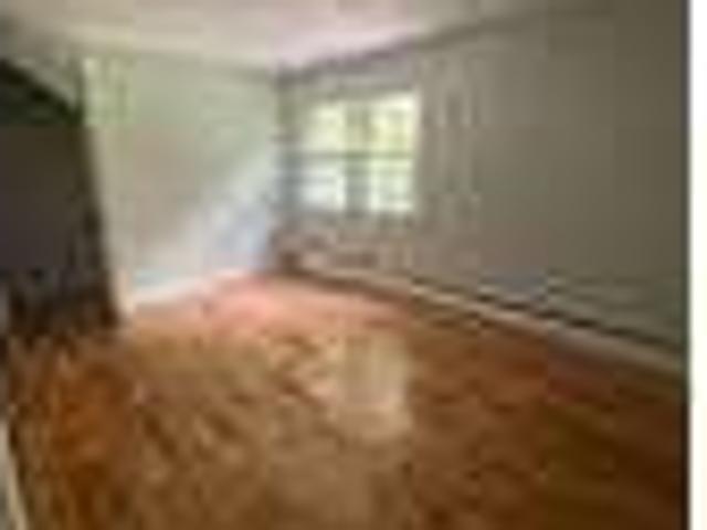 6 Bedroom 2 Bath In Hamden CT 06518
