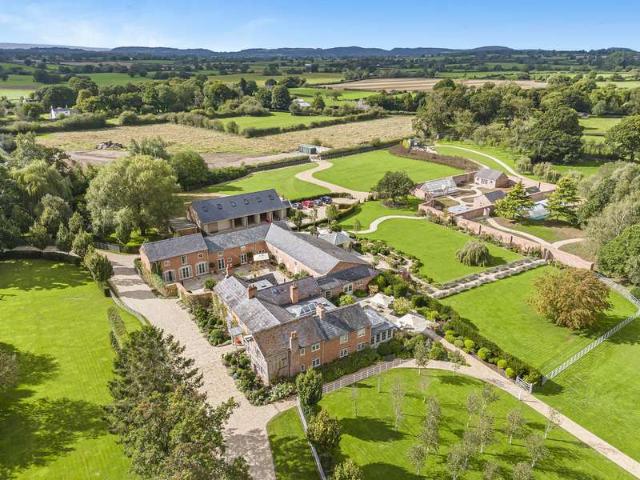 6 Bedroom Country House Character Property