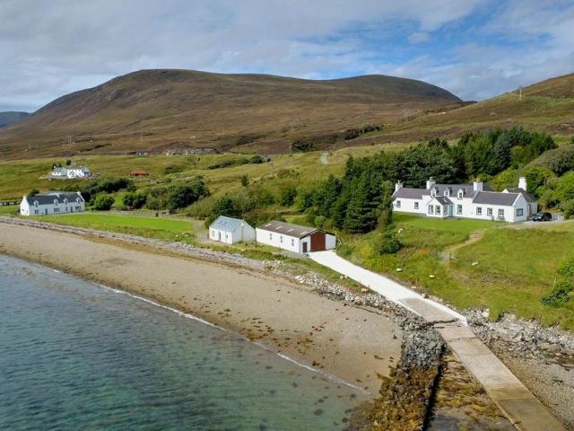 6 bedroom country house for sale
