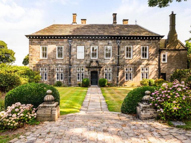 6 bedroom country house for sale