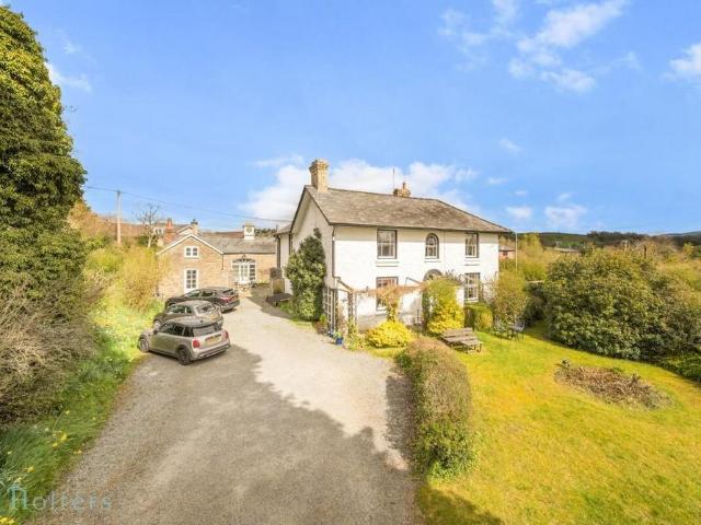 6 bedroom country house for sale