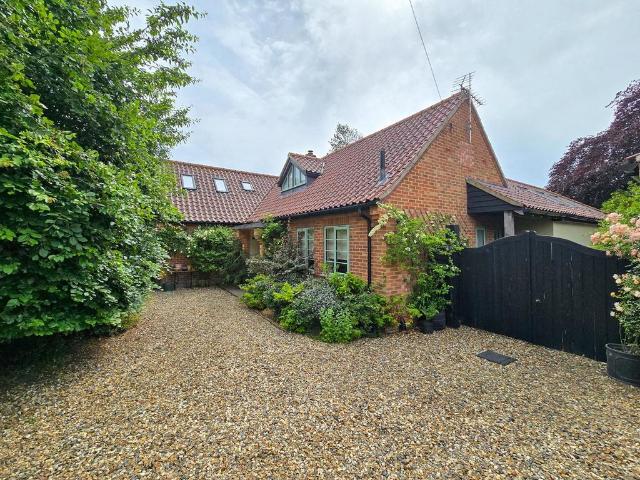 6 bedroom chalet for sale