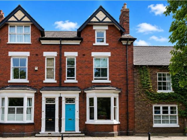 6 bedroom character property for sale