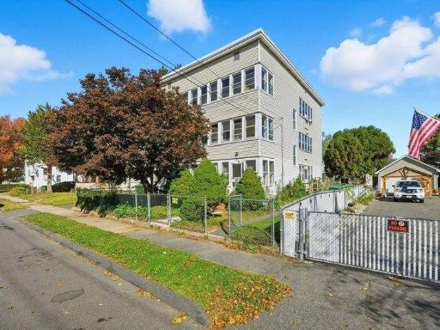 6 bedroom, Chicopee MA 01013 104541725