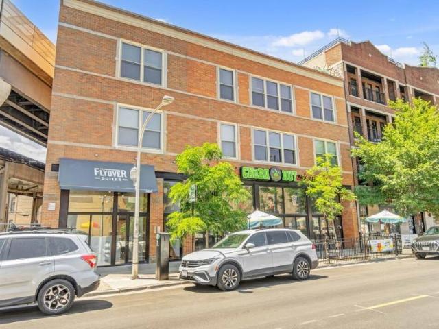 6 bedroom, Chicago IL 60657 LS105492116