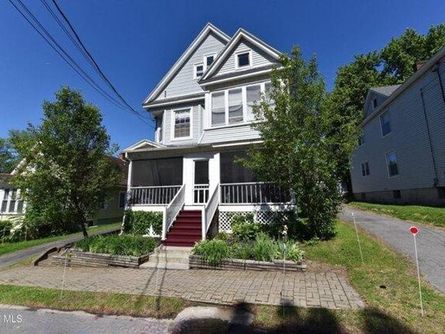 6 bedroom, Amsterdam NY 12010 105292599