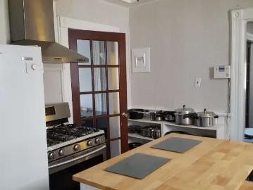 6 Bedroom Apartment Edmonton AB 100840110