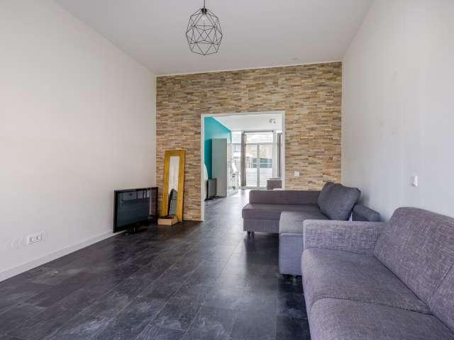 6 bedroom apartment for rent in Bloemhof, Rotterdam