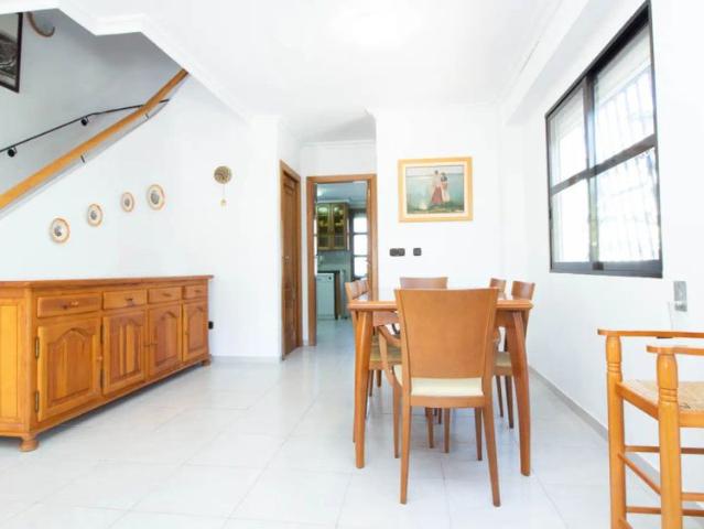 6 bedroom apartment for rent in Sueca, smoking allowed