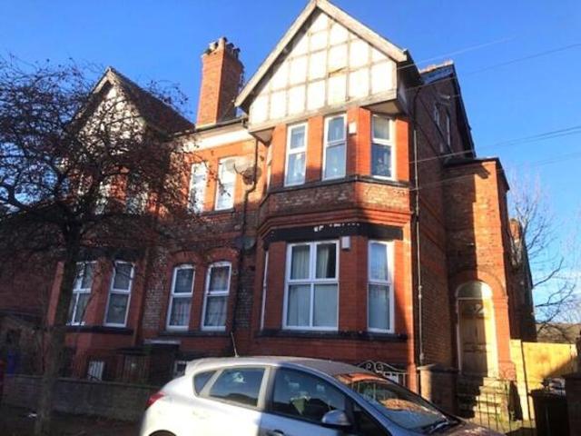 6 bedroom apartment for sale in Grosvenor Rd, Whalley Range, Manchester, M16