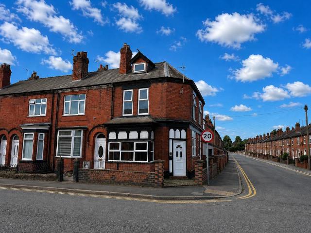 6 bedroom apartment for sale