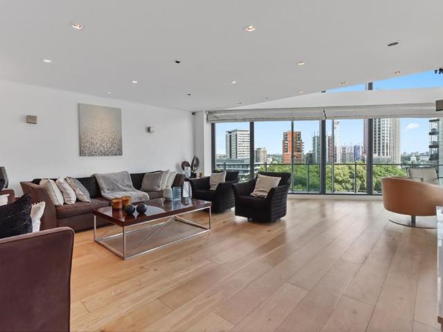 6 bedroom apartment for sale