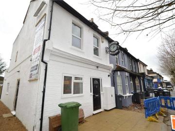 6 bedroom apartment for sale