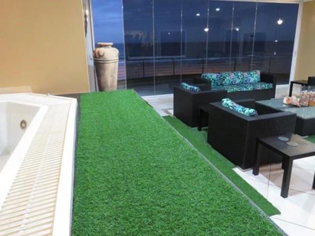 6 Bedroom Apartment in Jeffreys Bay Central