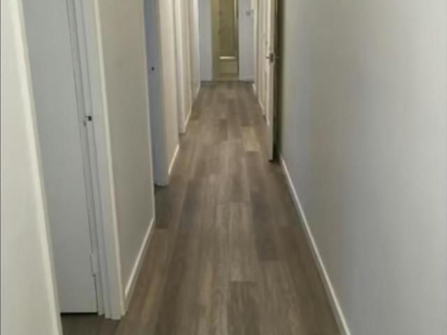 6 Bedroom Apartment London London 94091125
