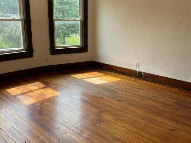 6 bedroom, Archbald PA 18403 104614364