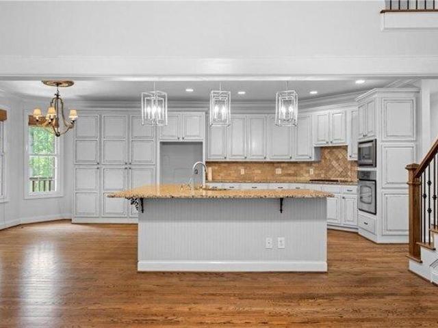 6 bedroom, Auburn AL 36830 103500734