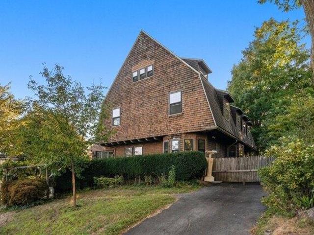 6 bedroom, Boston MA 02124 105559336