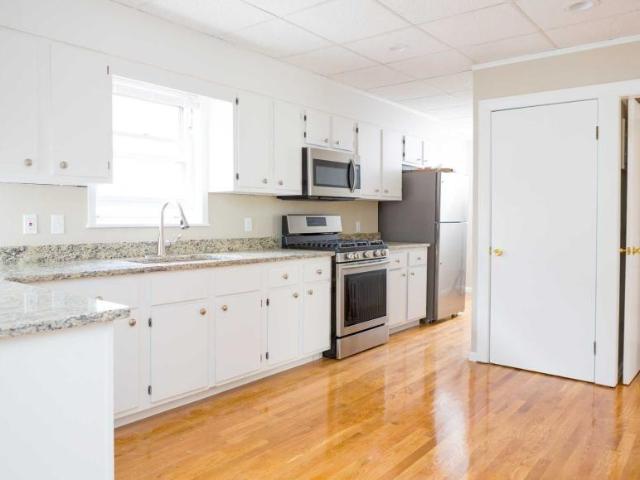 6 bedroom, Boston MA 02135 LS98394646