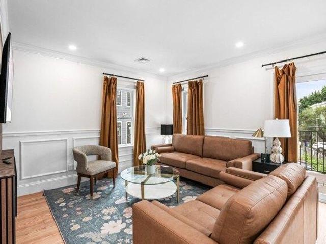 6 bedroom, Boston MA 02130 105427338