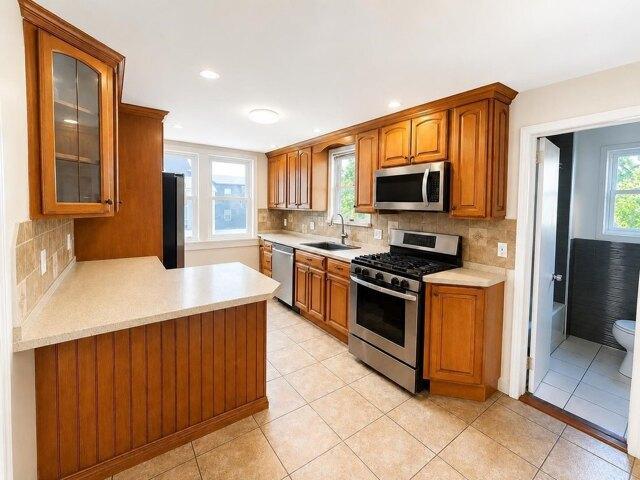 6 bedroom, Bayonne NJ 07002 105257012