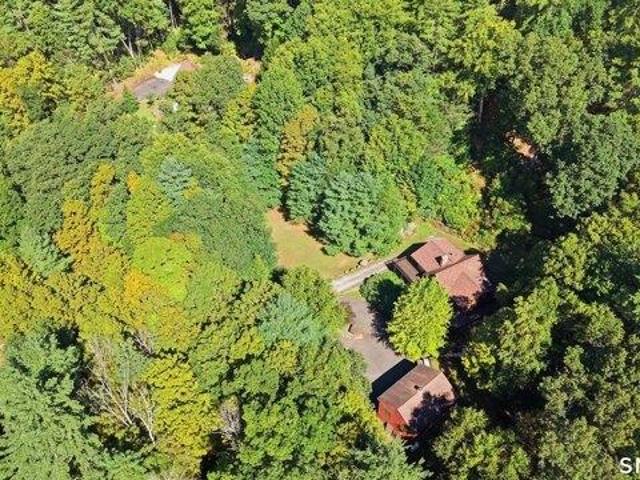 6 bedroom, Barkhamsted CT 06063 105550630