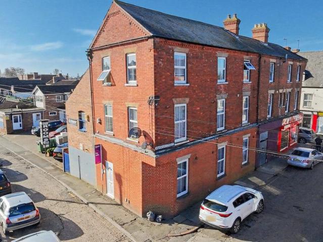 6 bedroom block of apartments for sale