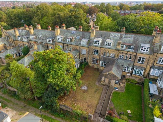 6 bedroom block of apartments for sale
