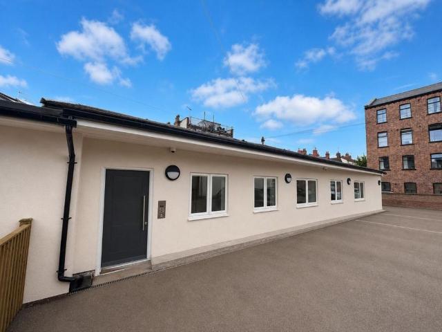 6 bedroom block of apartments for sale