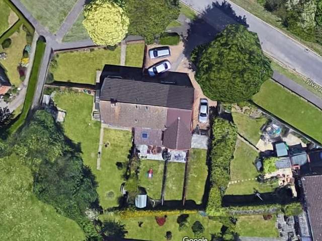 6 Bedroom Block Of Apartments Flat