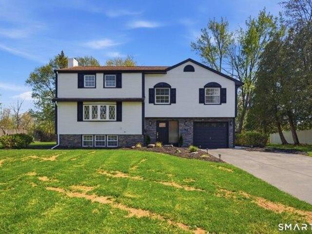 6 bedroom, Bloomfield CT 06002 104568188