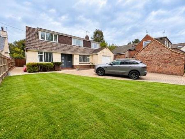 6 Bedroom Bungalow