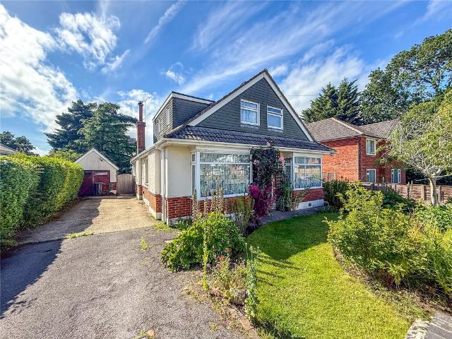 6 bedroom bungalow for sale