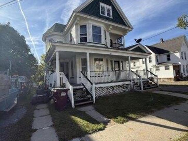 6 bedroom, Gloversville NY 12078 105288477