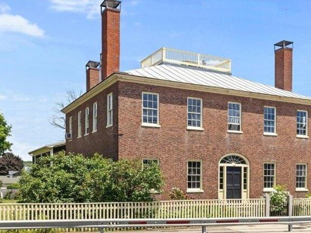 6 bedroom, Danvers MA 01923 105402971