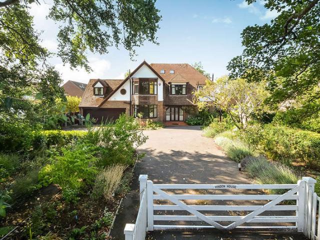 6 Bedroom Detached House