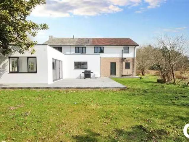 6 bedroom detached house for rent in Three Cross Road, West Mo.
