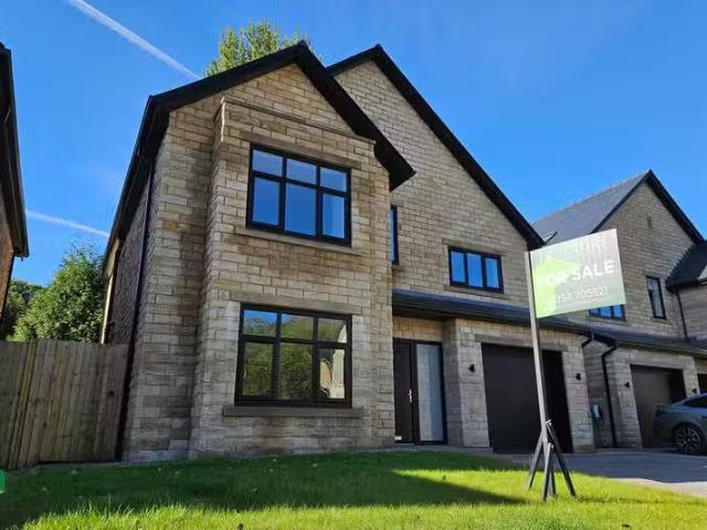 6 bedroom detached house for rent in Victoria Gardens, Watersi.
