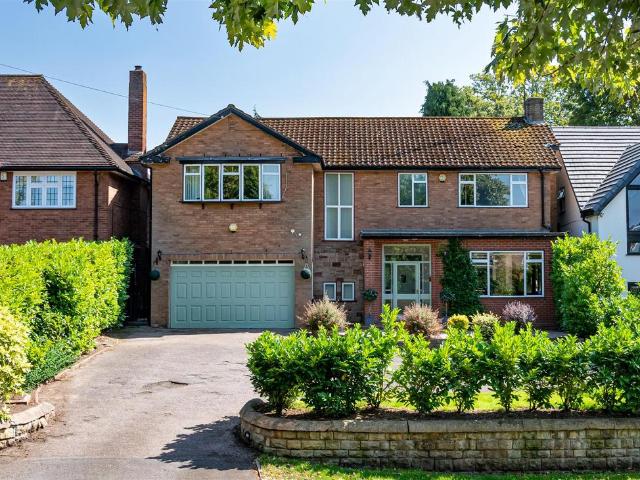 6 bedroom detached house for sale