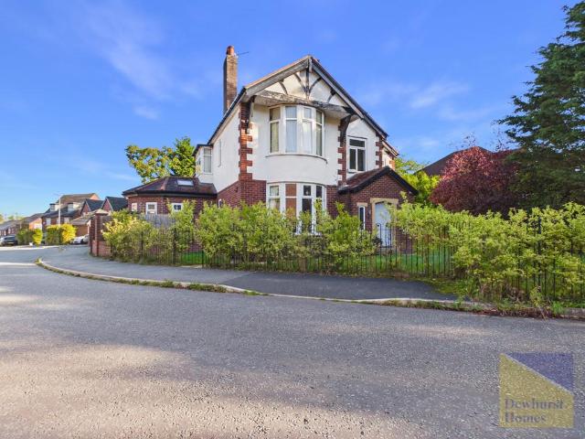 6 bedroom detached house for sale