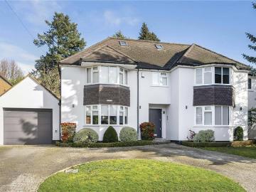 6 bedroom detached house for sale