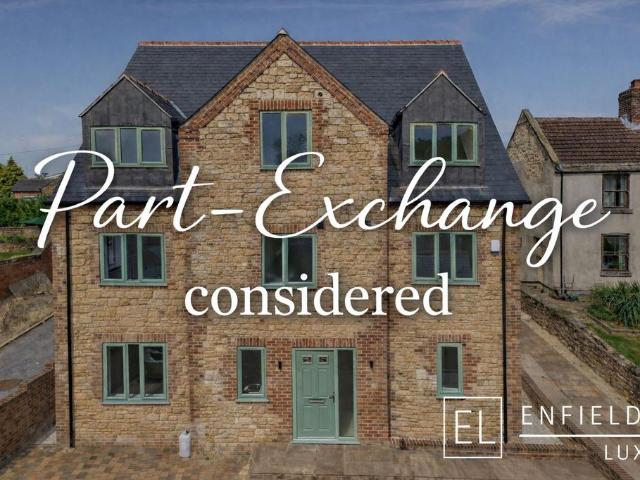 6 bedroom detached house for sale