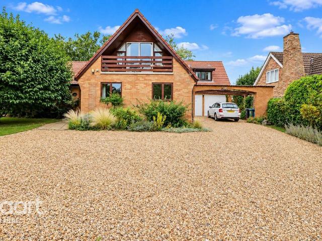 6 bedroom detached house for sale