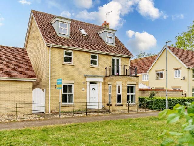 6 bedroom detached house for sale