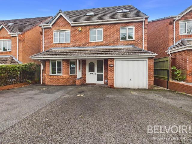 6 bedroom detached house for sale