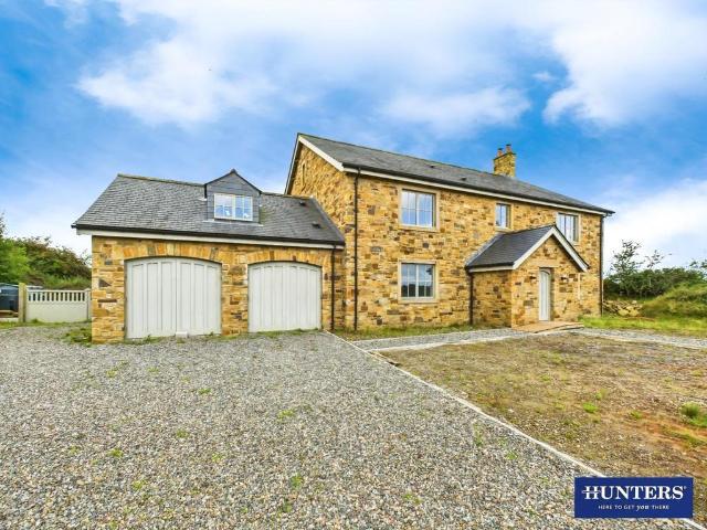 6 bedroom detached house for sale