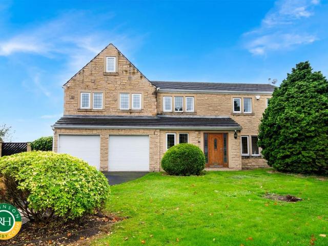 6 bedroom detached house for sale