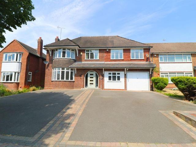 6 bedroom detached house for sale